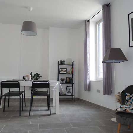 Maison Carree/Coeur Historique De Nimes - Superbe Appt 55M² Exterior photo