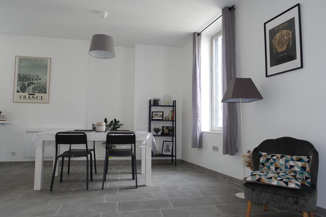 Maison Carree/Coeur Historique De Nimes - Superbe Appt 55M² Exterior photo