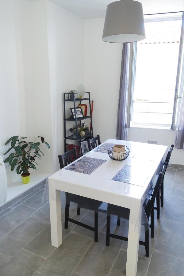 Maison Carree/Coeur Historique De Nimes - Superbe Appt 55M² Exterior photo